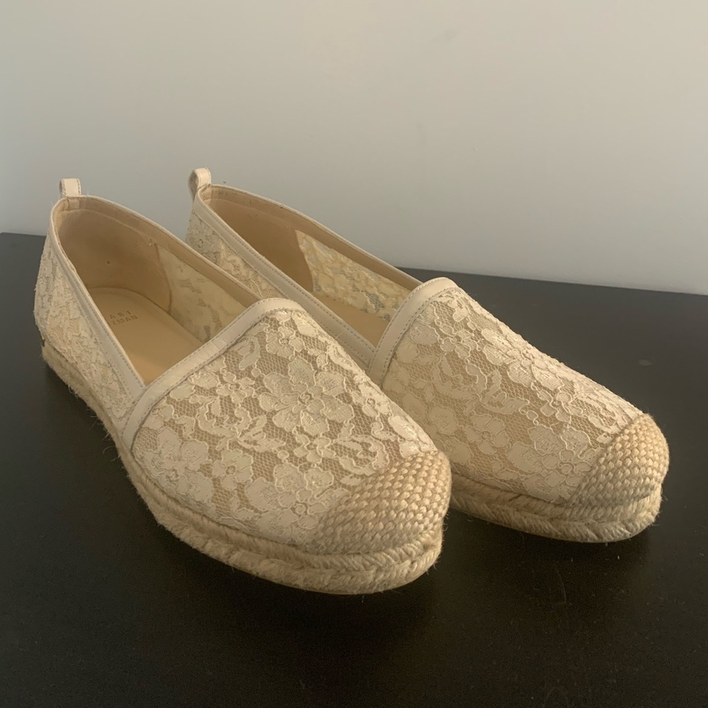 Stuart Weitzman Off-white Lace And Leather Trim Meshuga Espadrille - 9.5